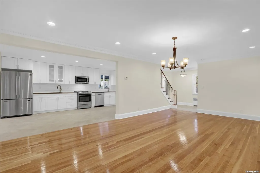 31 Adele Road Cedarhurst NY 11516