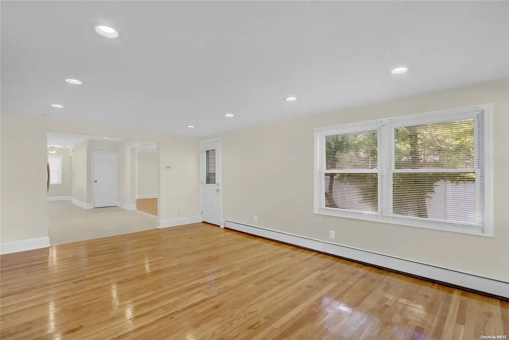 31 Adele Road Cedarhurst NY 11516