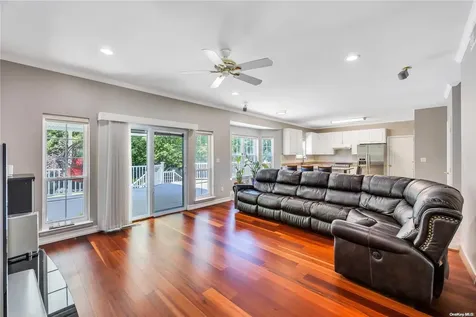 14 Hessian Court South Setauket NY 11720