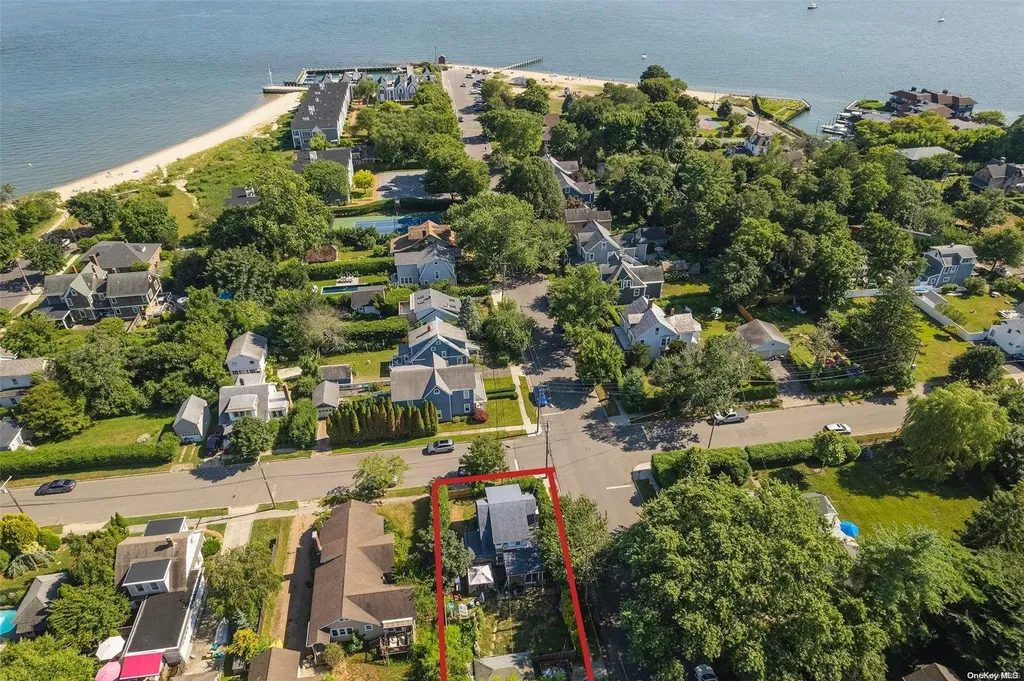 426 Clark Street Greenport NY 11944