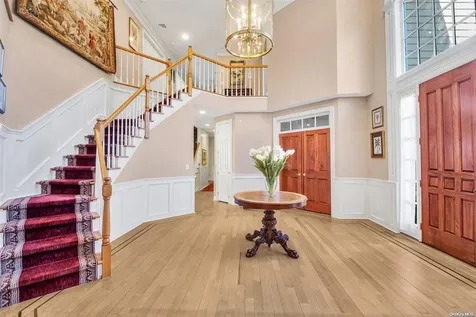 16 Stone Hill Drive N Manhasset NY 11030