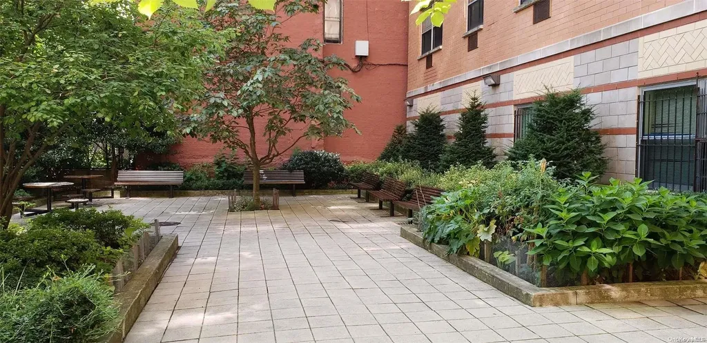 3044 3rd Avenue Bronx NY 10451