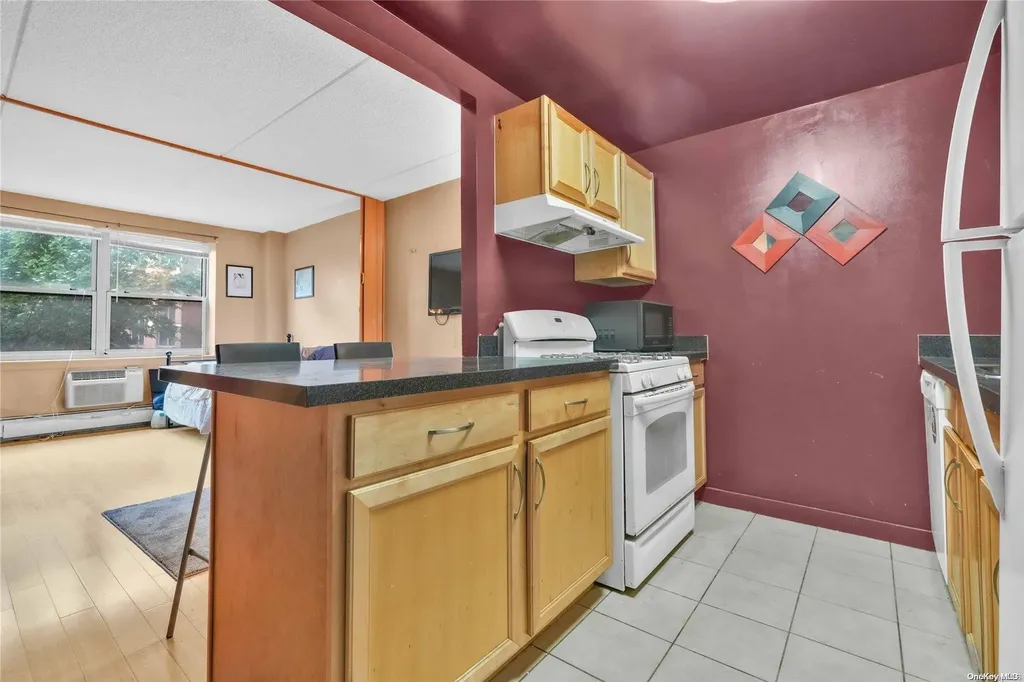 3044 3rd Avenue Bronx NY 10451