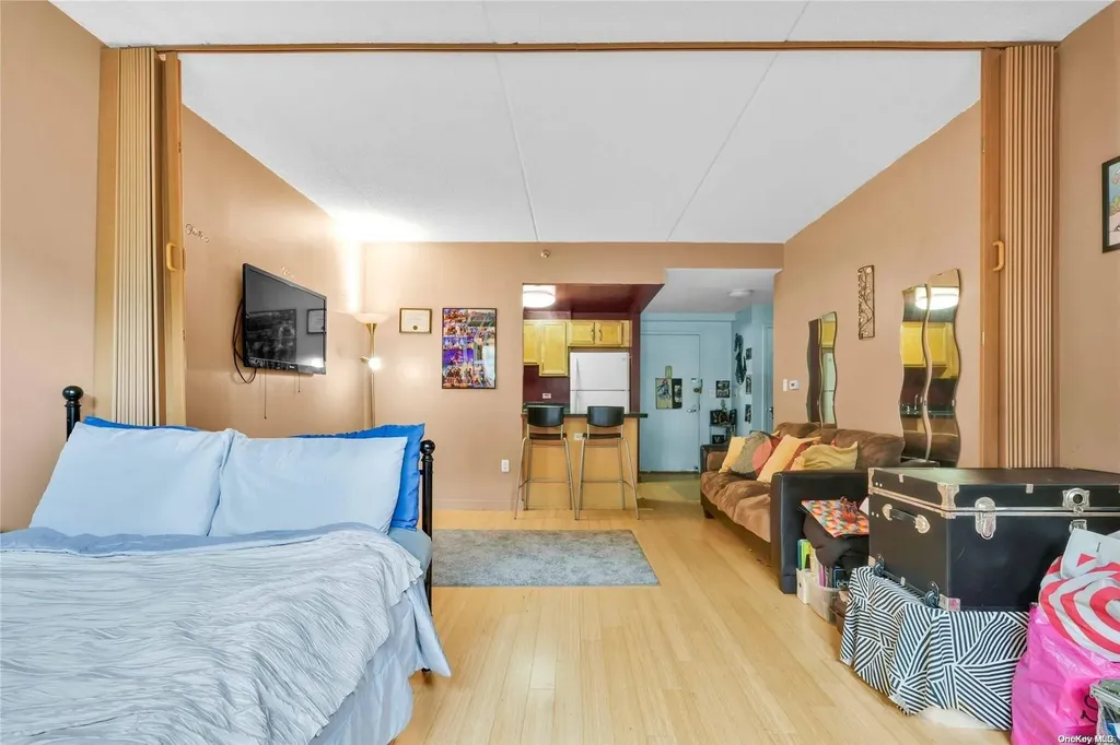 3044 3rd Avenue Bronx NY 10451