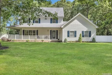 Middle Island NY 11953