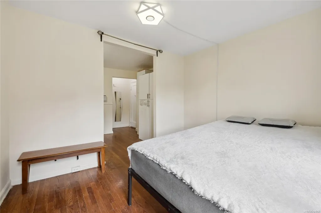 2615 Avenue O Brooklyn NY 11210