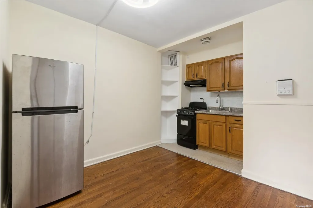 2615 Avenue O Brooklyn NY 11210