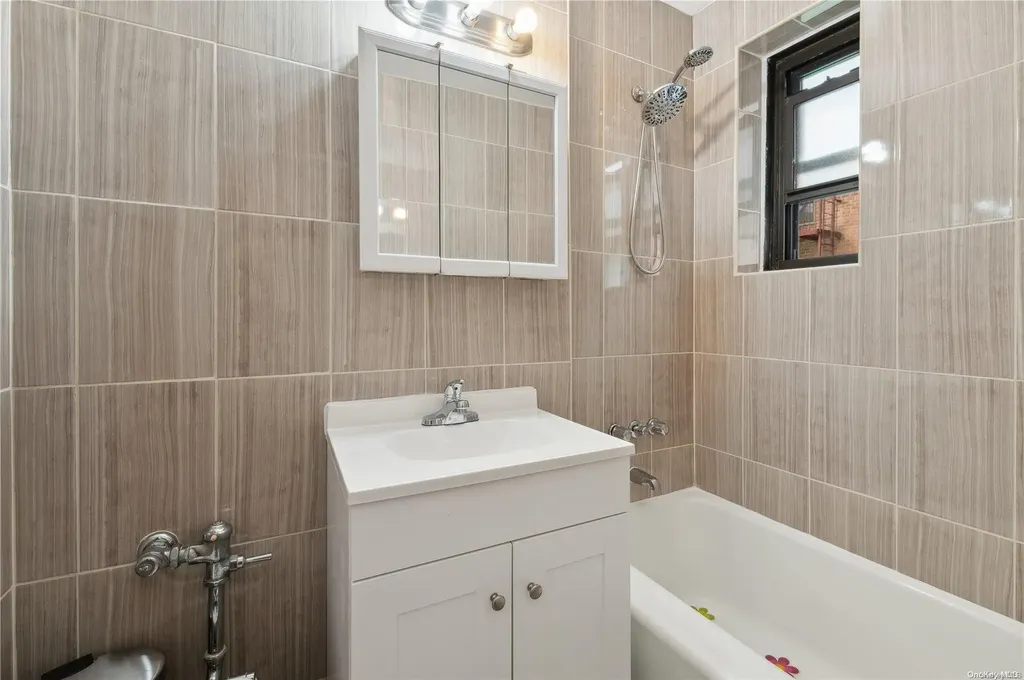 2615 Avenue O Brooklyn NY 11210