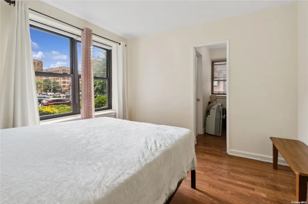 2615 Avenue O Brooklyn NY 11210