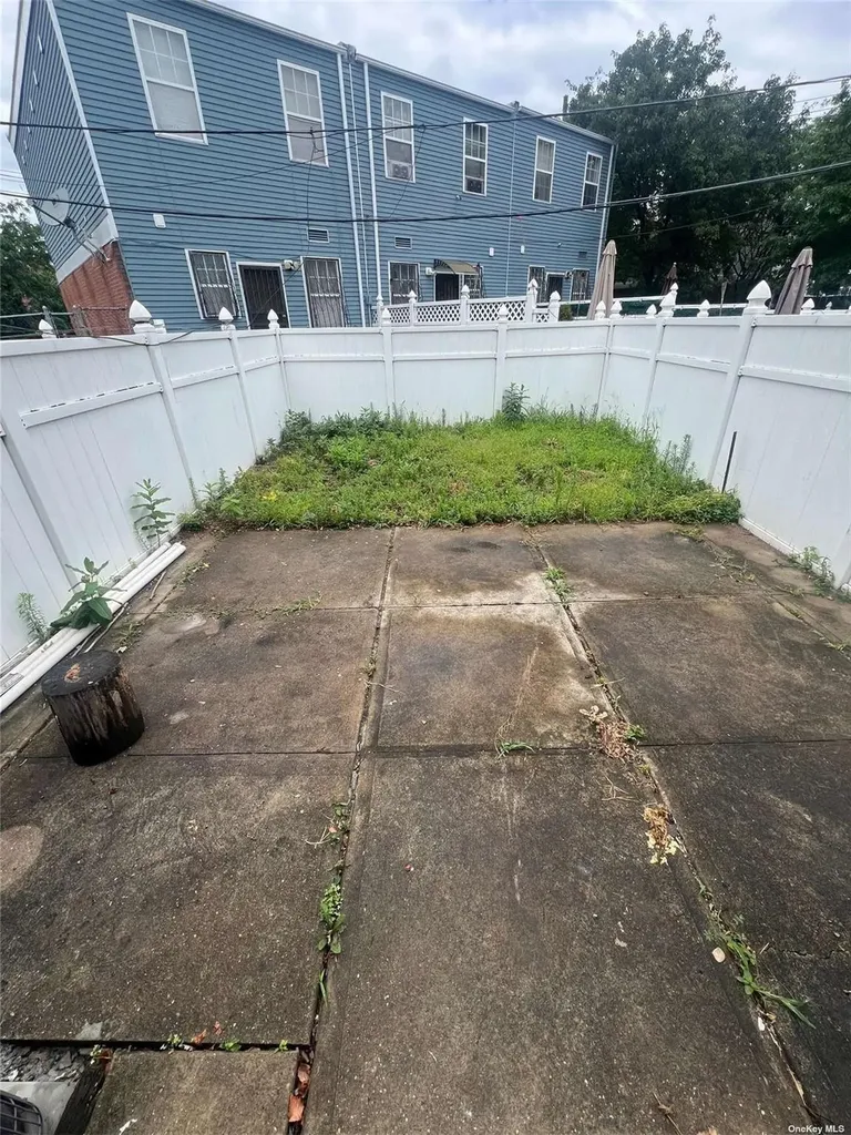 1825 Linden Boulevard Brooklyn NY 11207