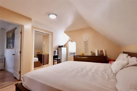 80-27 247th Street Bellerose NY 11426