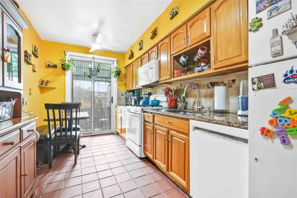 25-37 48th Street Astoria NY 11103
