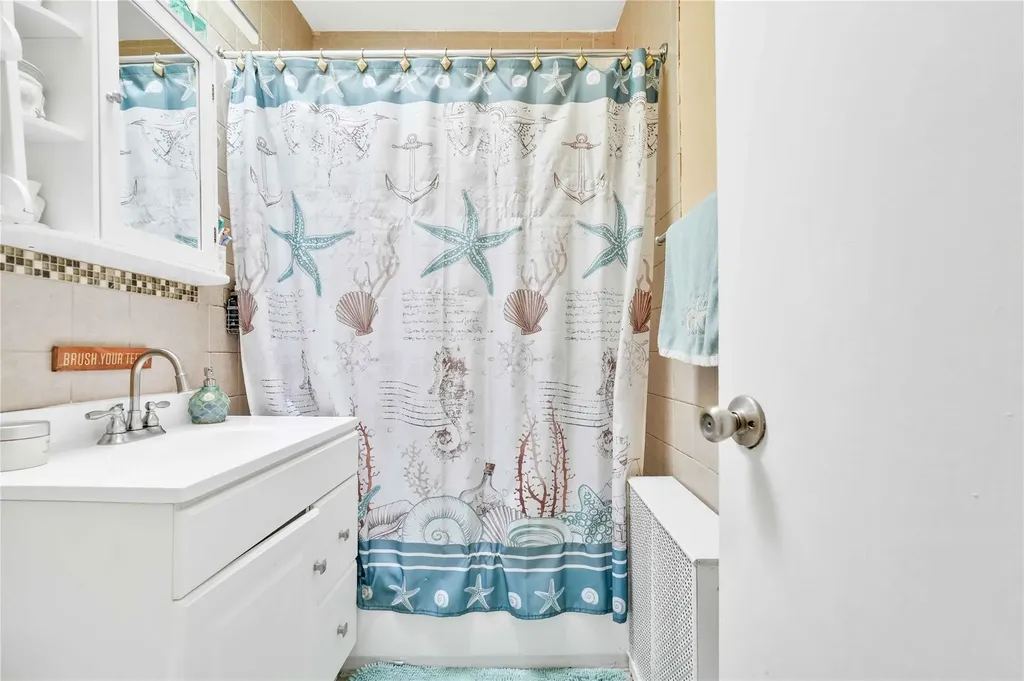 25-37 48th Street Astoria NY 11103