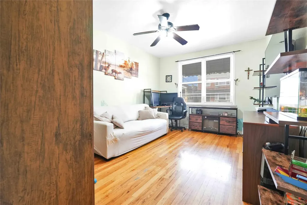 25-37 48th Street Astoria NY 11103