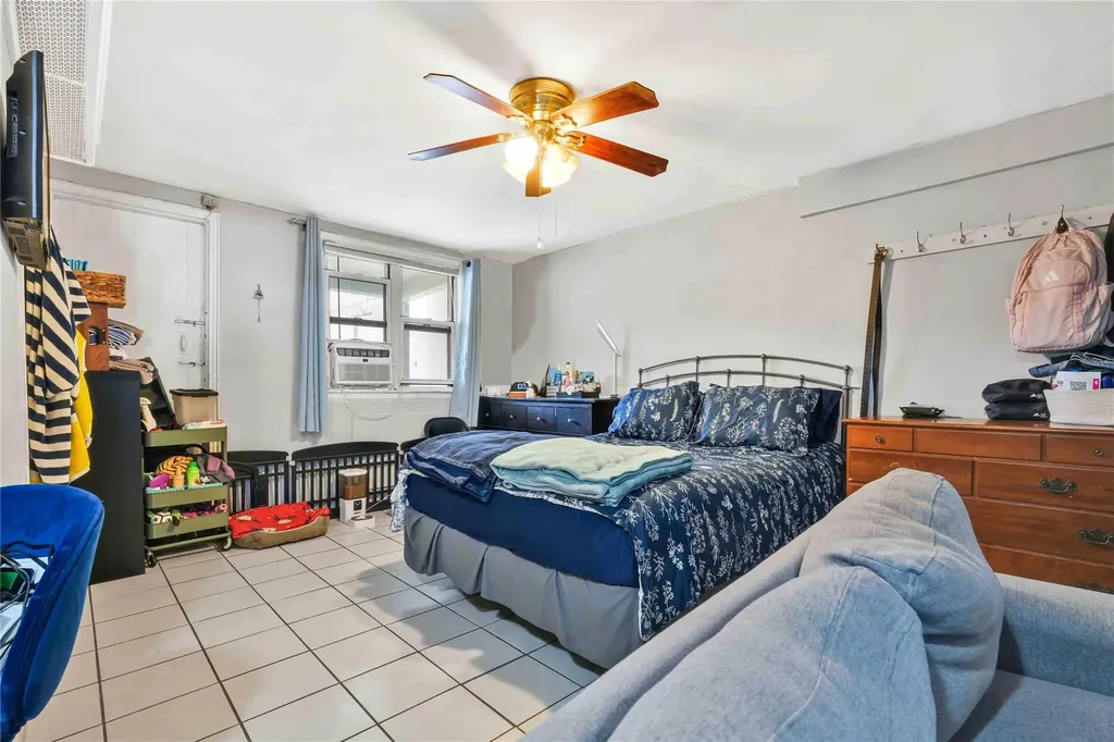 25-37 48th Street Astoria NY 11103