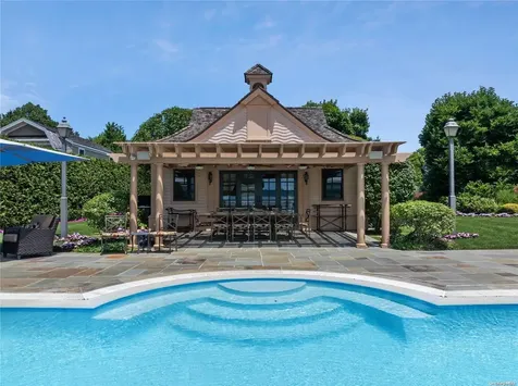 241 Asharoken Avenue Asharoken NY 11768