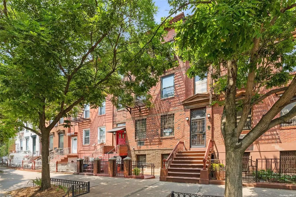 201 Gates Avenue Clinton Hill NY 11238