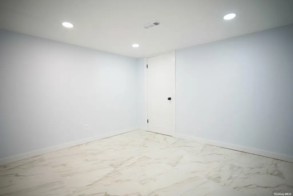 1 Pine Hill Lane Dix Hills NY 11746