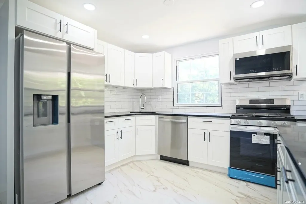 1 Pine Hill Lane Dix Hills NY 11746