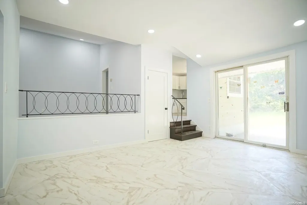 1 Pine Hill Lane Dix Hills NY 11746