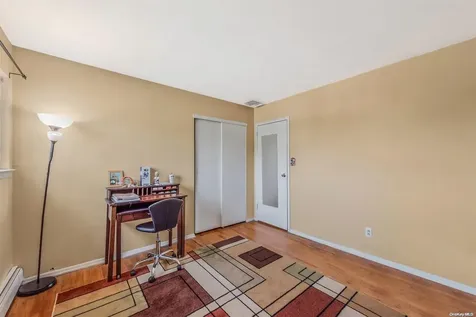 424 Spangle Drive North Babylon NY 11703