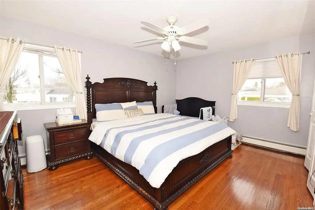 526 Narland Lane North Babylon NY 11703