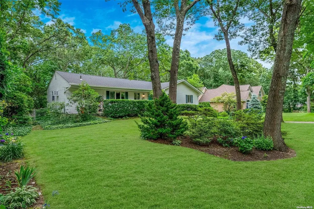 27 Maple Glen Lane Nesconset NY 11767