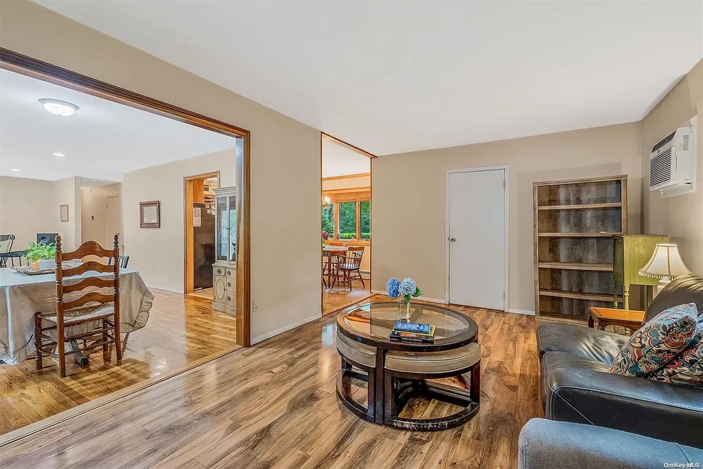 27 Maple Glen Lane Nesconset NY 11767