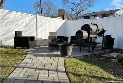 533 Goodrich Avenue North Babylon NY 11703