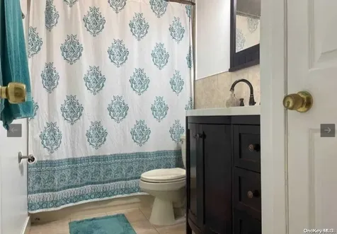 533 Goodrich Avenue North Babylon NY 11703