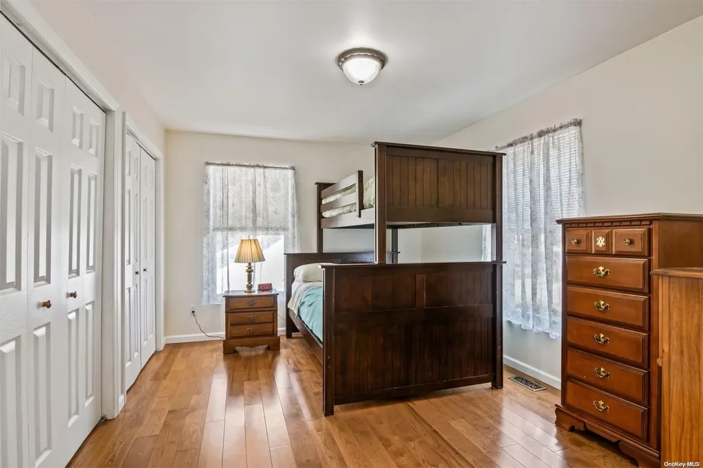 517 Raynor Avenue Riverhead NY 11901