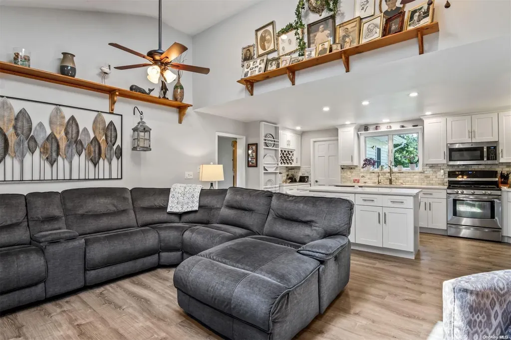 517 Raynor Avenue Riverhead NY 11901