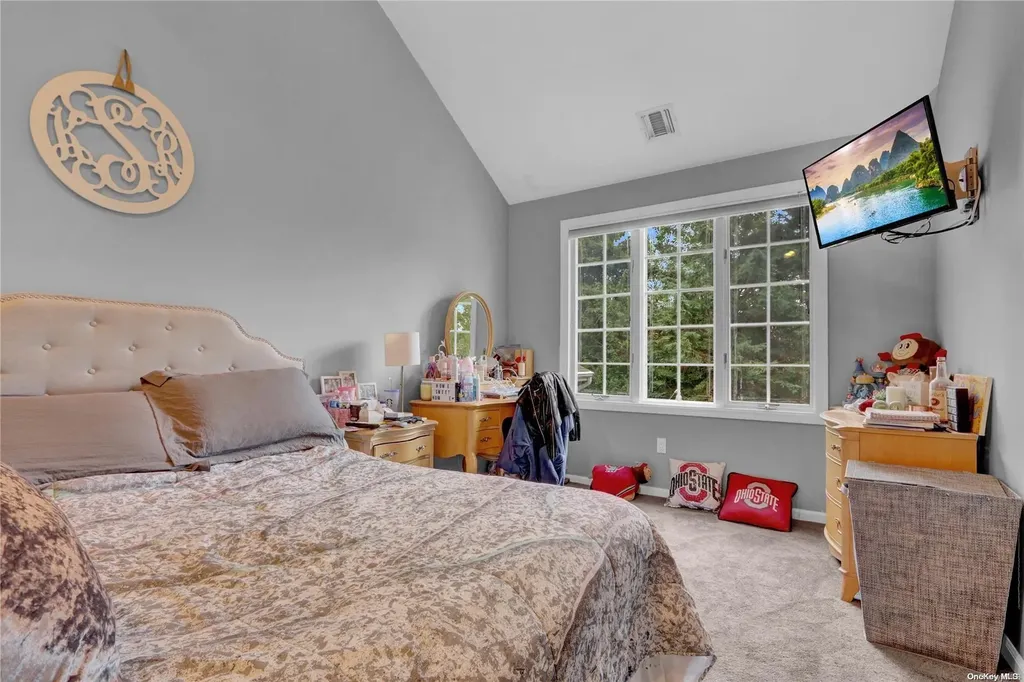 48 Chatham Road Hewlett NY 11557