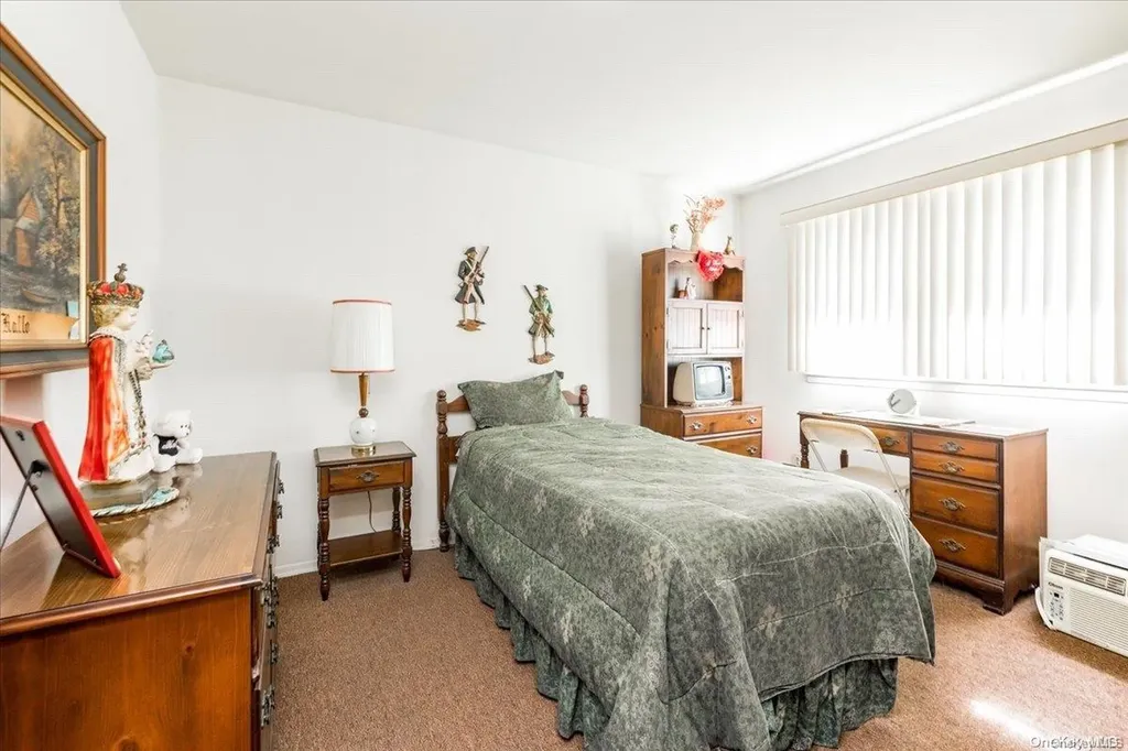 1153 Webber Avenue South Hempstead NY 11550
