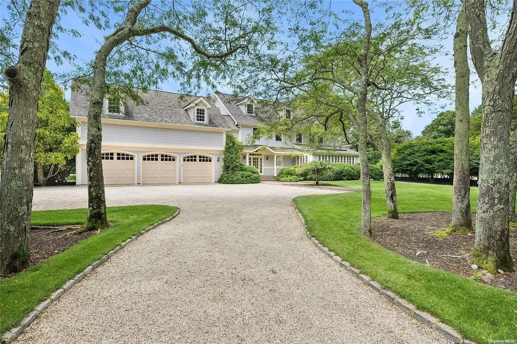 265 Downs Path Southampton NY 11968