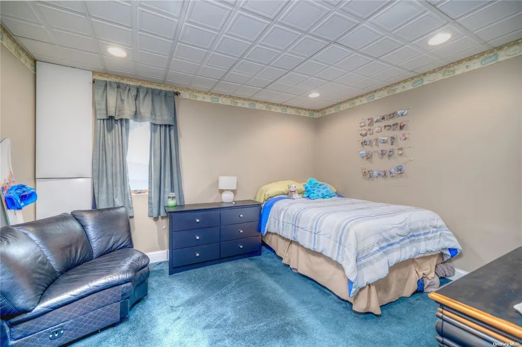 3389 Ocean Avenue Oceanside NY 11572