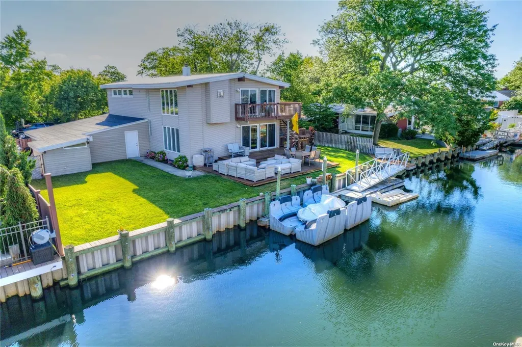 3389 Ocean Avenue Oceanside NY 11572