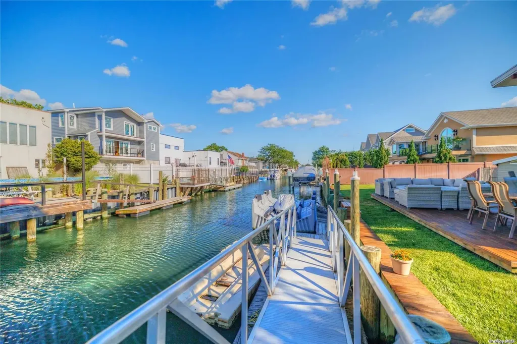 3389 Ocean Avenue Oceanside NY 11572