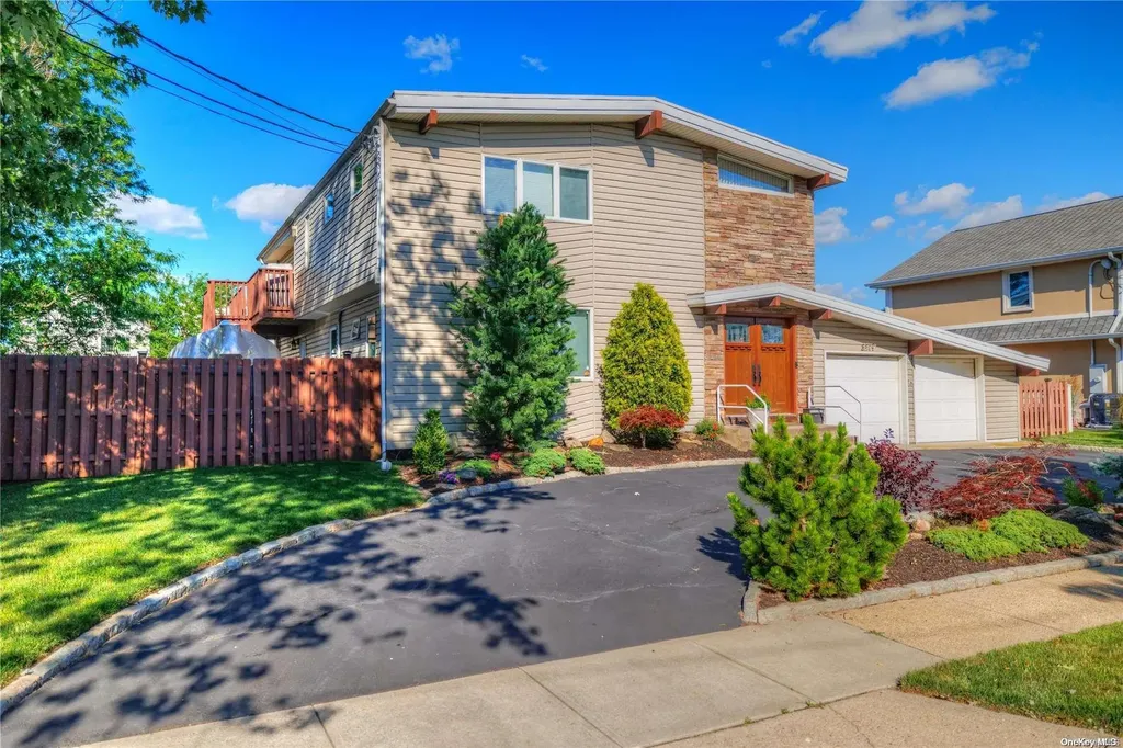 3389 Ocean Avenue Oceanside NY 11572