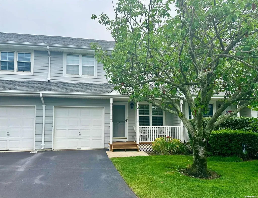 67 Sprucewood Boulevard Central Islip NY 11722