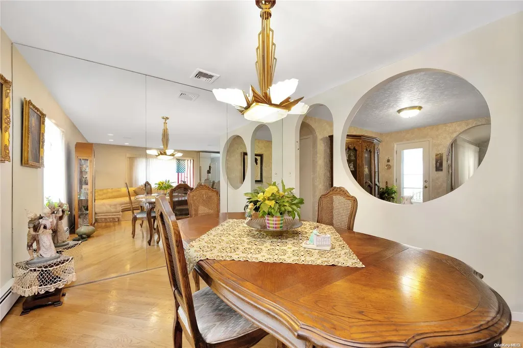 3118 Trinity Street Oceanside NY 11572