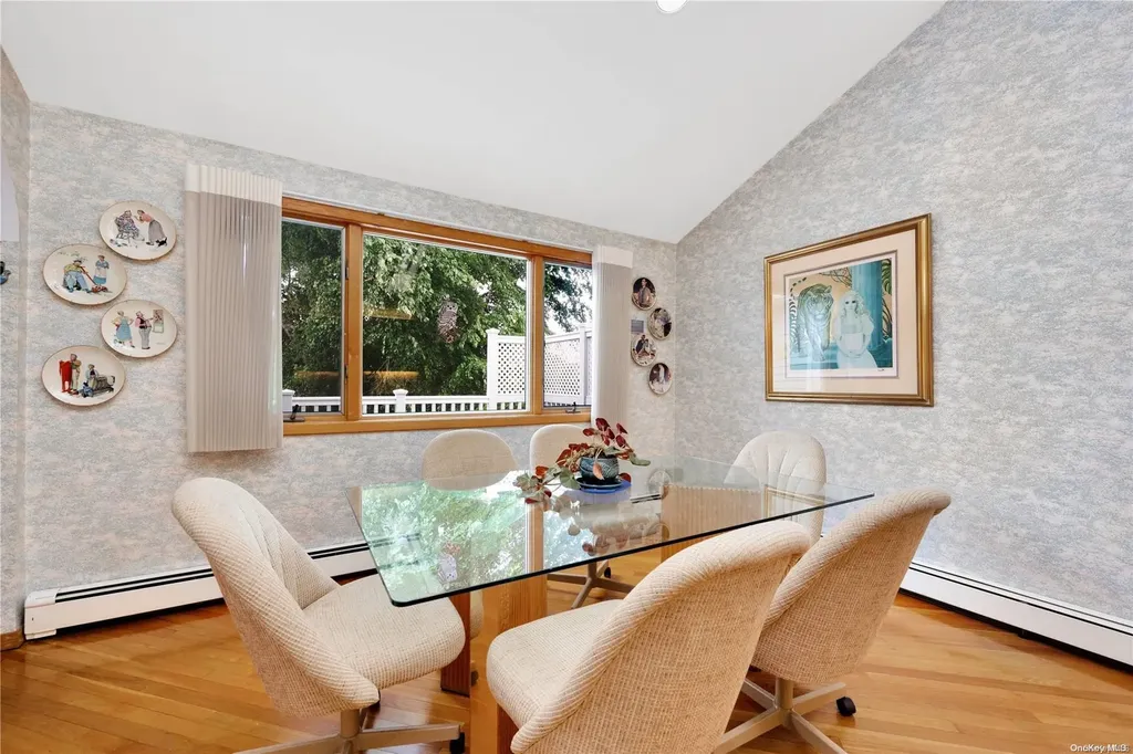 3118 Trinity Street Oceanside NY 11572