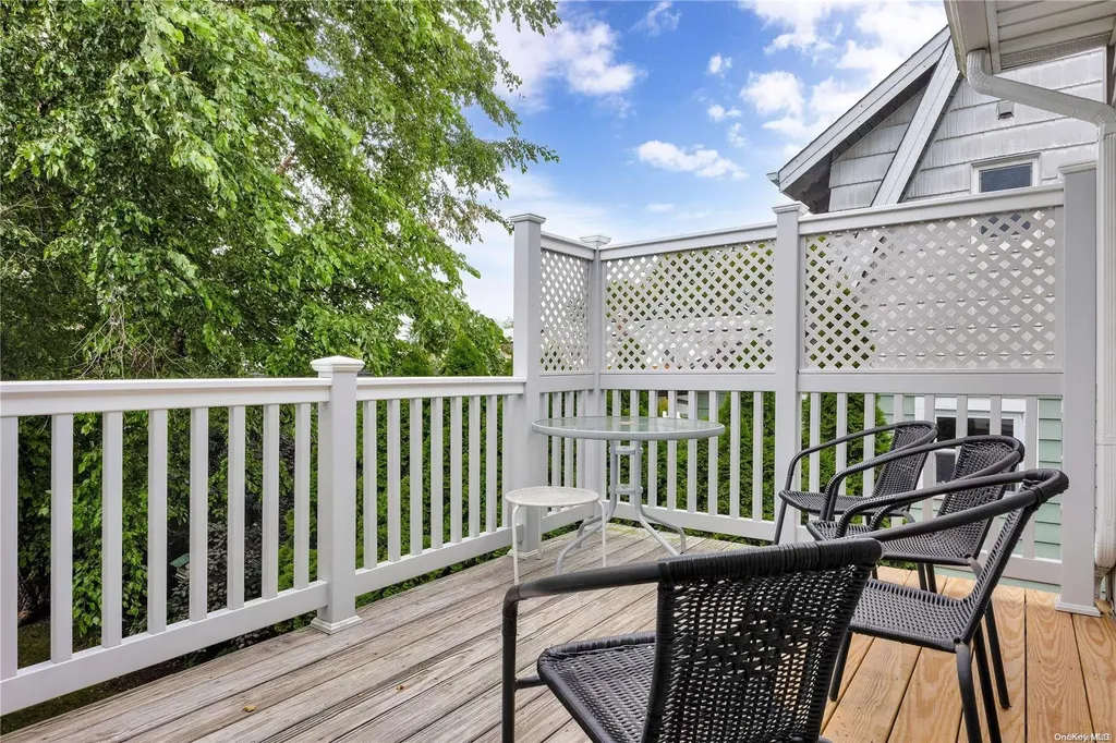 3118 Trinity Street Oceanside NY 11572