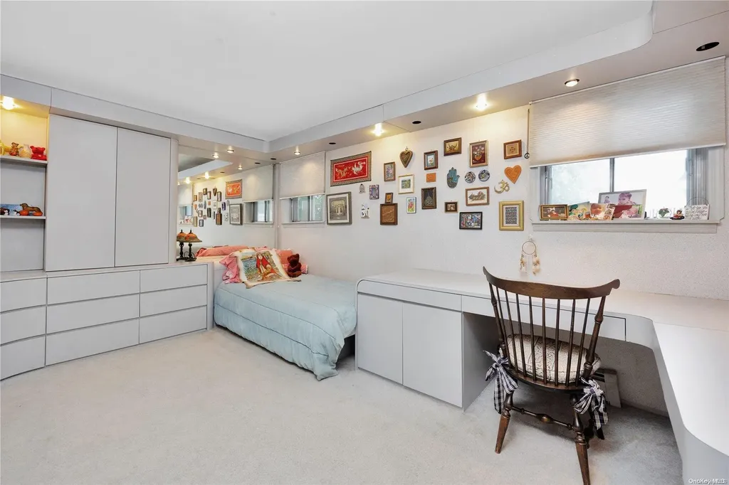 3118 Trinity Street Oceanside NY 11572