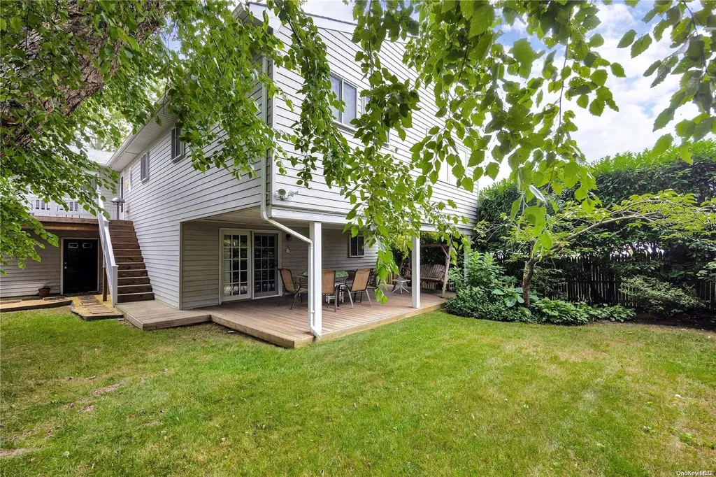 3118 Trinity Street Oceanside NY 11572