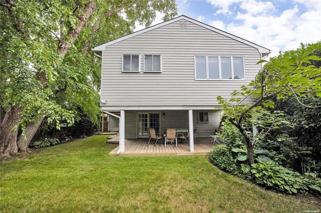 3118 Trinity Street Oceanside NY 11572