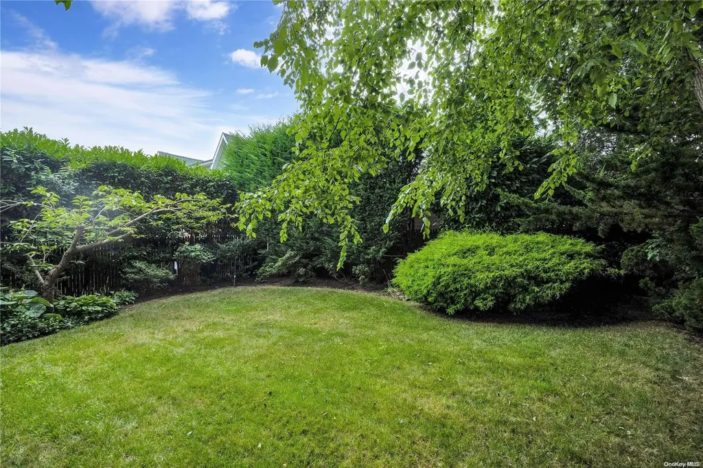 3118 Trinity Street Oceanside NY 11572