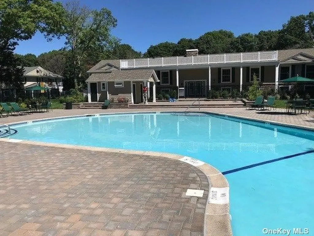 1 Brookwood Drive Coram NY 11727