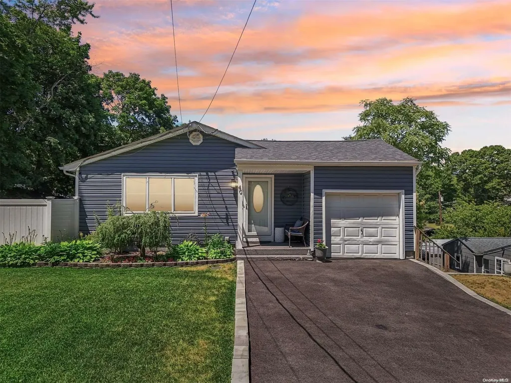40 Highview Drive Selden NY 11784