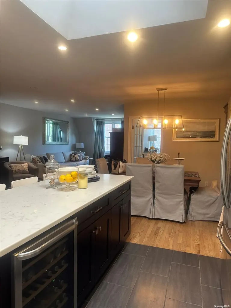 208-08 Estates Drive Bayside NY 11360
